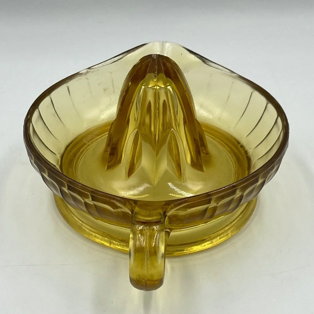 Amber Glass Citrus Juicer Reamer Yellow Kitchenware Vintage